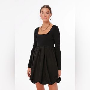 Hyacinth House Black Bubble Skirt Cecilia Mini Dress sz XS - NWT